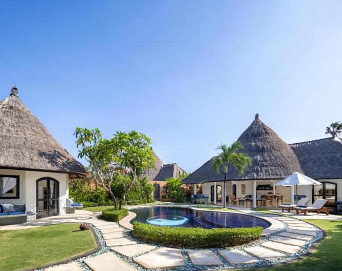 Impiana Private Villas Seminyak - Außenansicht