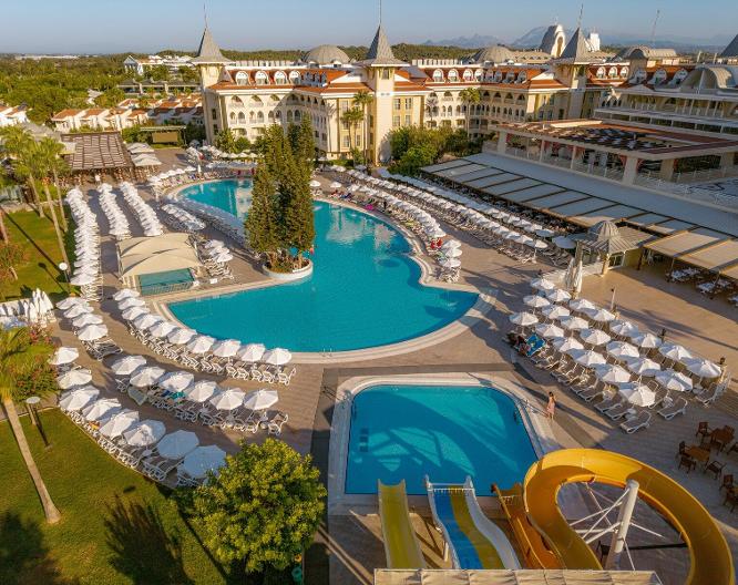 Hotel Side Star Resort - Außenansicht