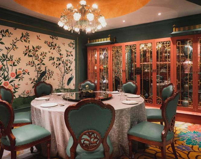 Lan Kwai Fong Hotel Kau U Fong - Essen und Trinken