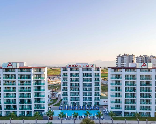Jura Hotels Lara Resort - Außenansicht