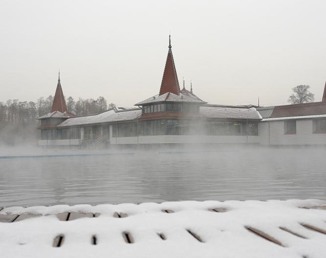 Thermal Hevíz Ensana Health Spa Hotel - Außenansicht