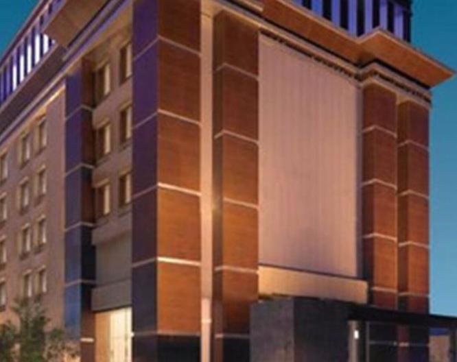 Royal Orchid Central Grazia Navi Mumbai - Außenansicht