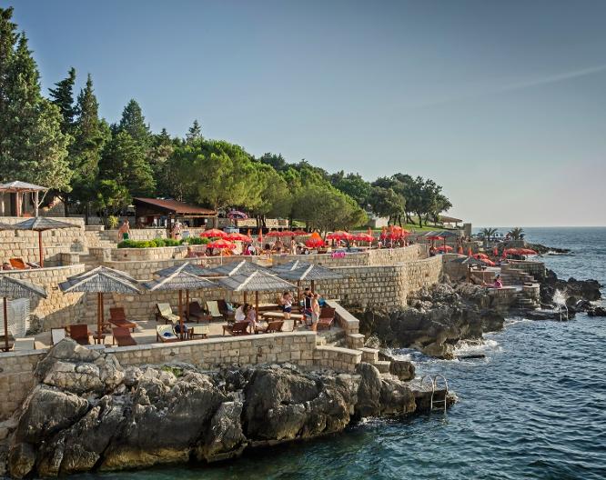 Ruža Vjetrova Wind Rose Hotel Resort - Außenansicht