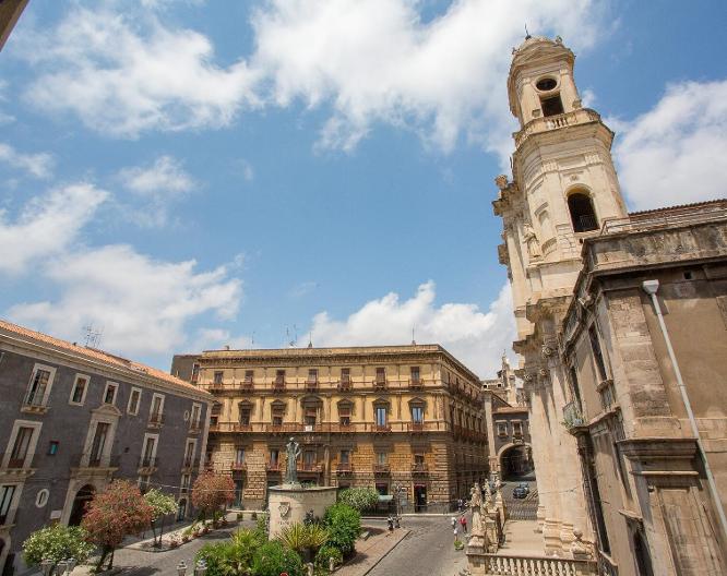 Palazzo Bruca Catania - Außenansicht