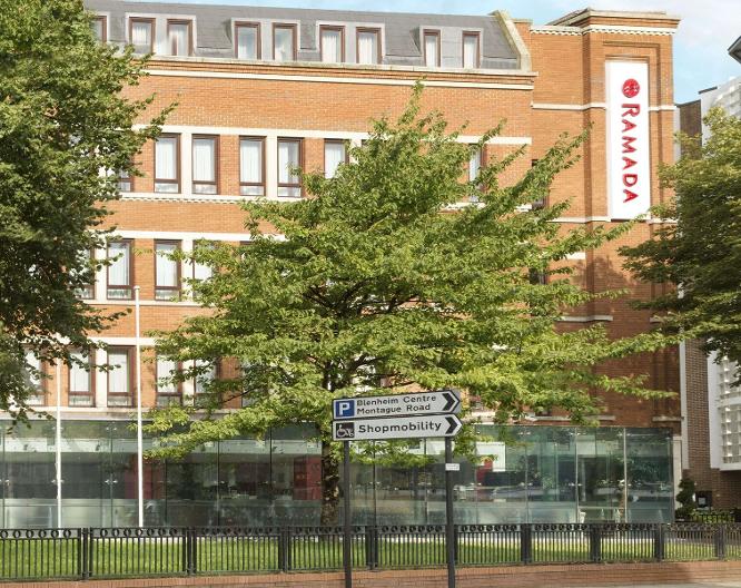 Ramada Hounslow - Heathrow East - Außenansicht