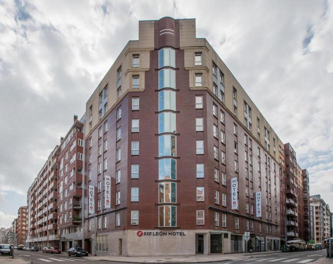 Exe León - Außenansicht