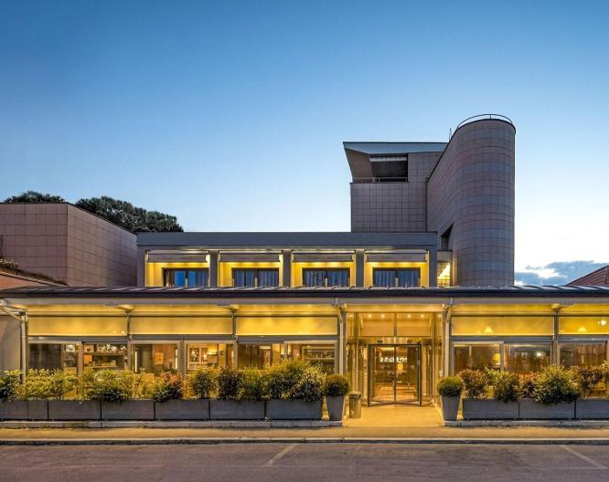 Rome Airport Hotel Fiumicino - Außenansicht