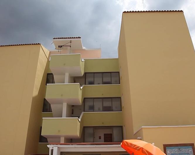 Bon Aire Apartments - Außenansicht