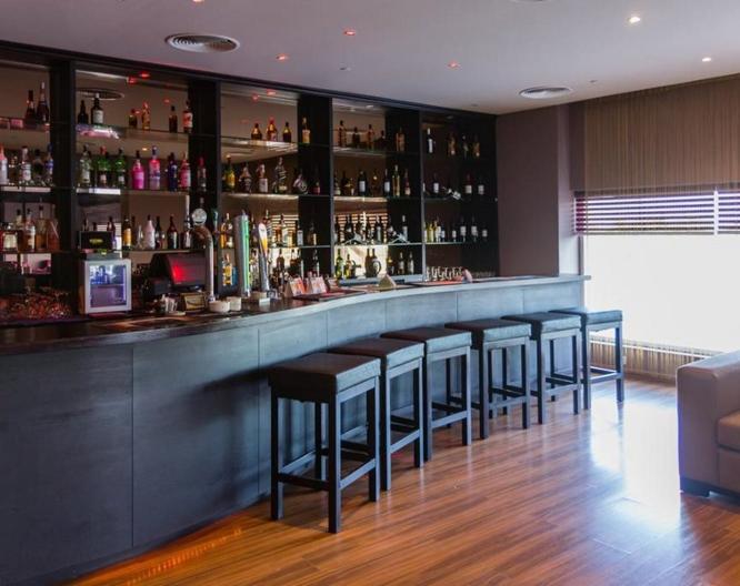 Mangrove Hotel - Außenansicht