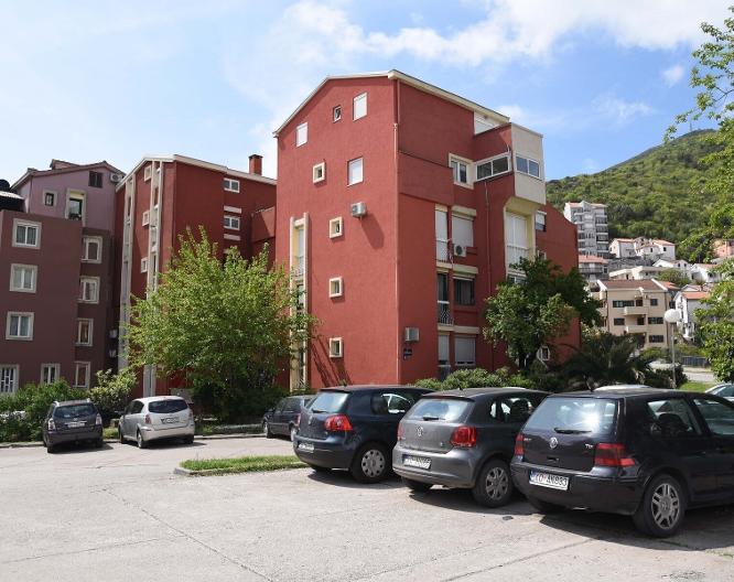 D&D Apartments Budva 3 - Außenansicht