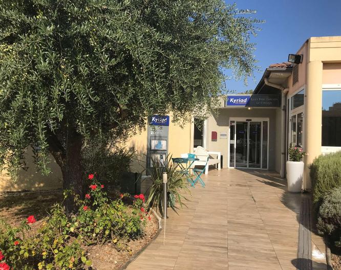 Kyriad Lyon Est - Bron Eurexpo Le Cottage - Außenansicht