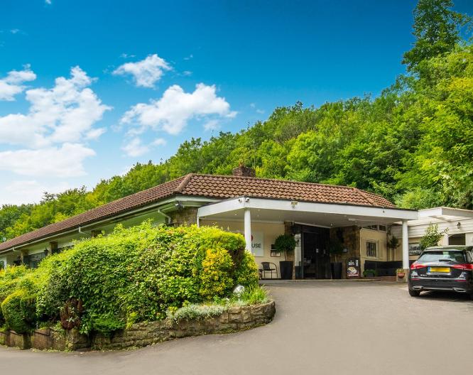 Bridge House - Außenansicht