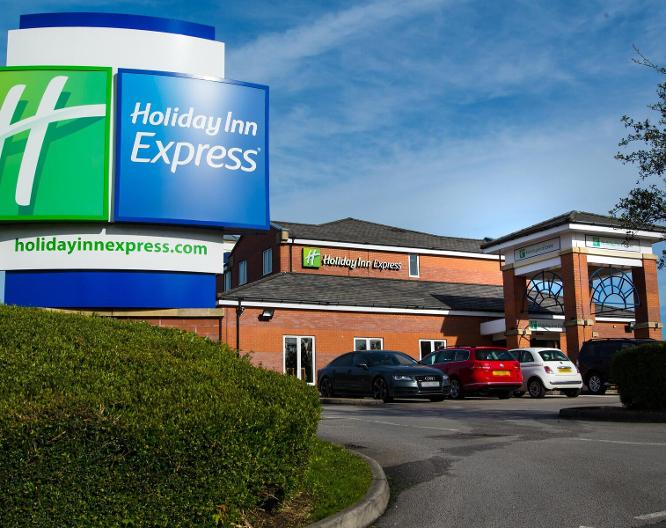 Holiday Inn Express East - Außenansicht