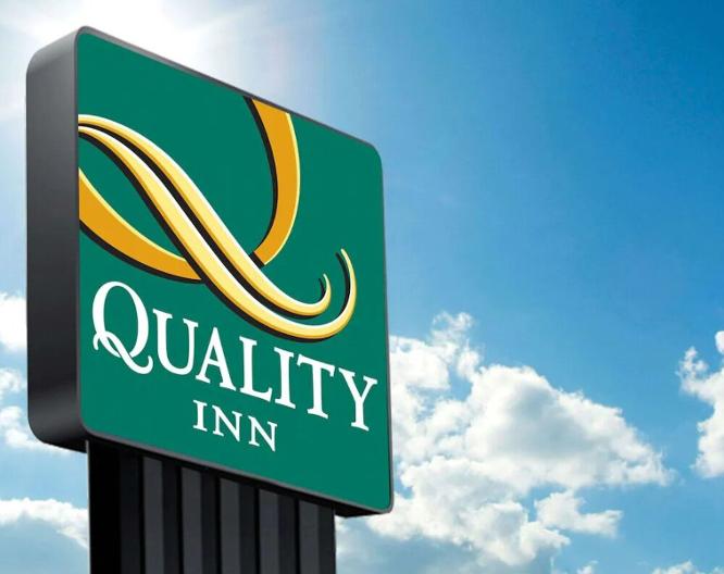 Quality Inn JFK Airport Rockaway Blvd - Außenansicht