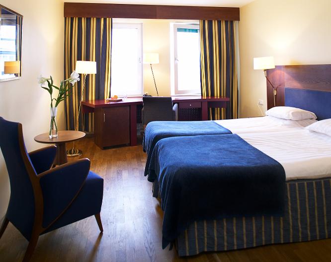 First Hotel Grand - Vue extérieure