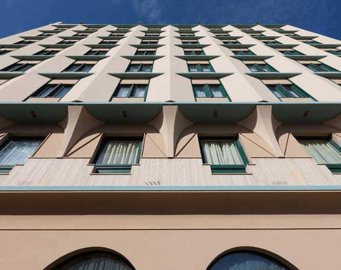 Catalunya - Außenansicht