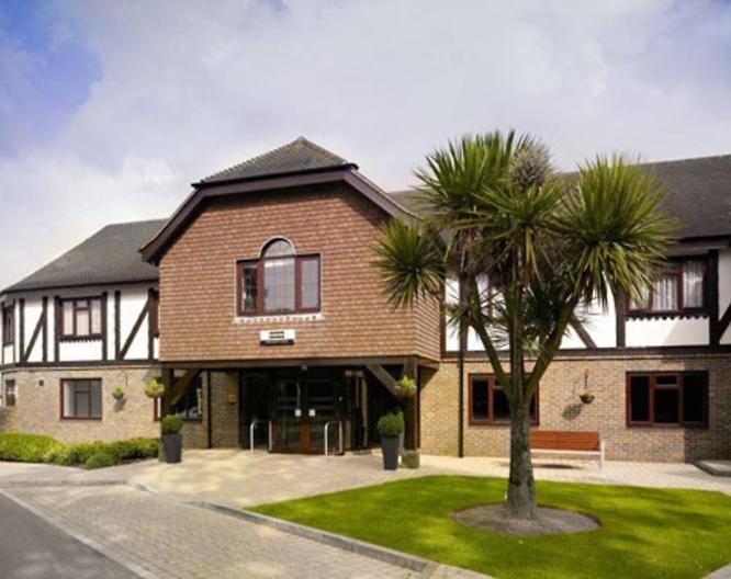 Crowne Plaza Felbridge - Außenansicht