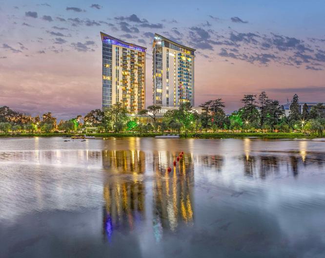 Hilton Batumi - Außenansicht