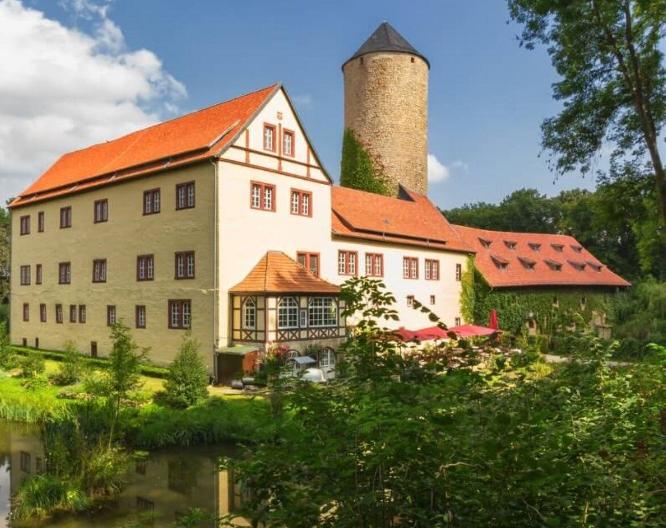 Hotel und Spa Wasserschloss Westerburg - Außenansicht