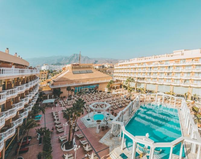 Hotel Cleopatra Palace - Außenansicht