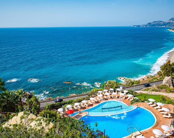 Baia Taormina Grand Palace Hotel und Spa - Außenansicht