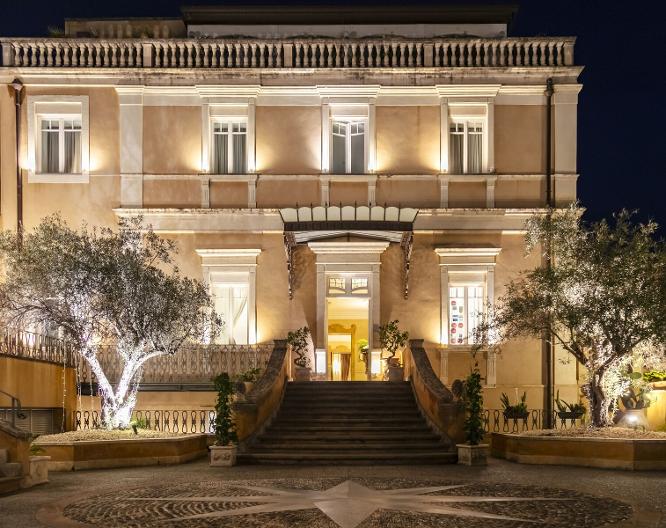 Unahotels One Catania - Außenansicht