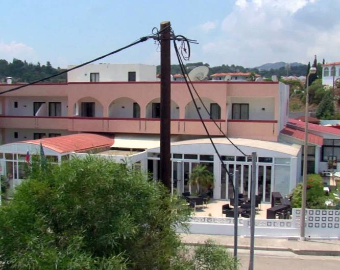 Hotel Lymberia - Außenansicht