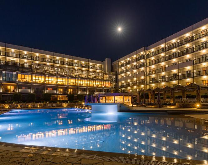 Ariti Grand Hotel Corfu - Außenansicht