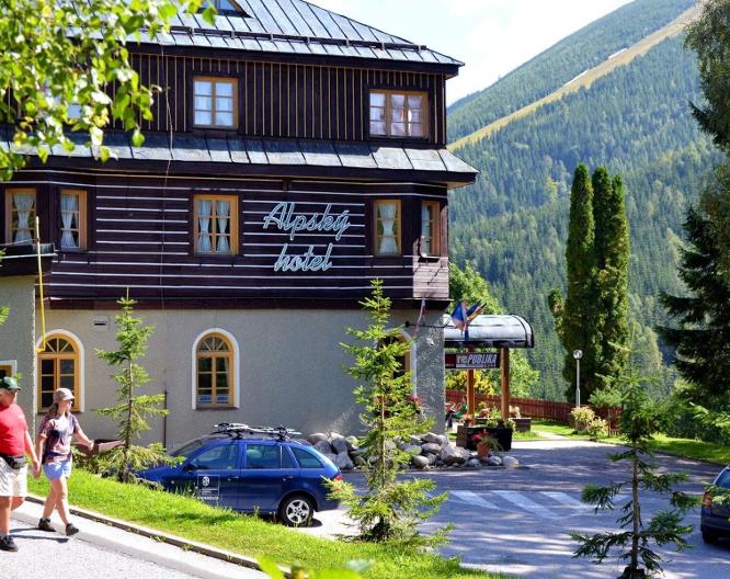 Hotel Alpsky - Außenansicht
