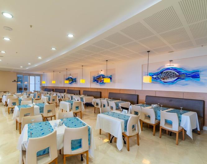 Kefaluka Resort Hotel - Essen und Trinken
