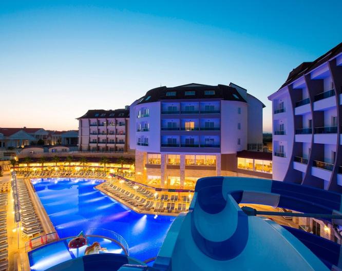 Ramada Resort by Wyndham Side - Außenansicht