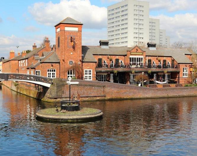 Britannia Birmingham - Außenansicht