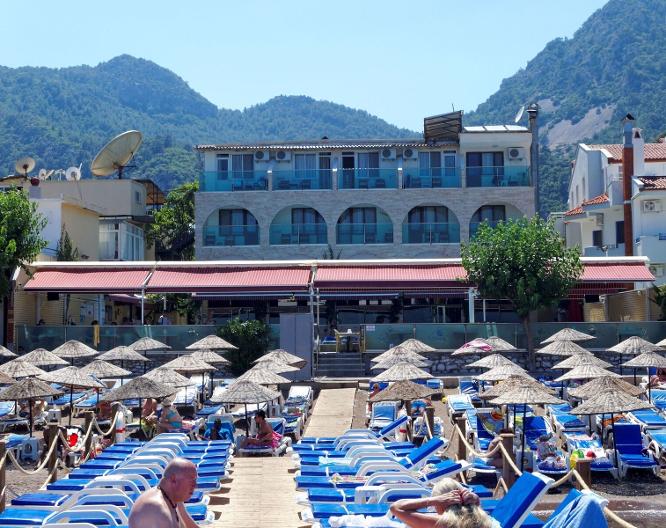 Özcan Beach Hotel - Außenansicht