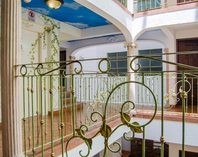 Suites Royal Colonial - Außenansicht