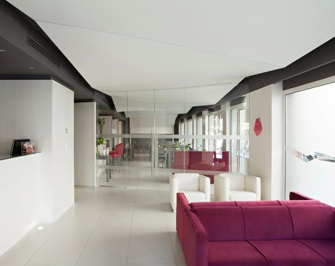 Moderno Hotel Roma - Ausstattung