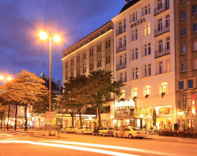 Novum Hotel Kronprinz - Außenansicht