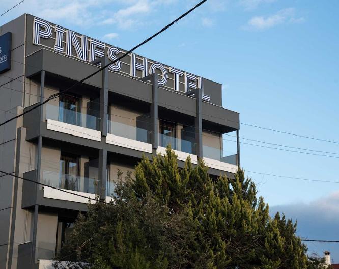 Pines Hotel - Vue extérieure