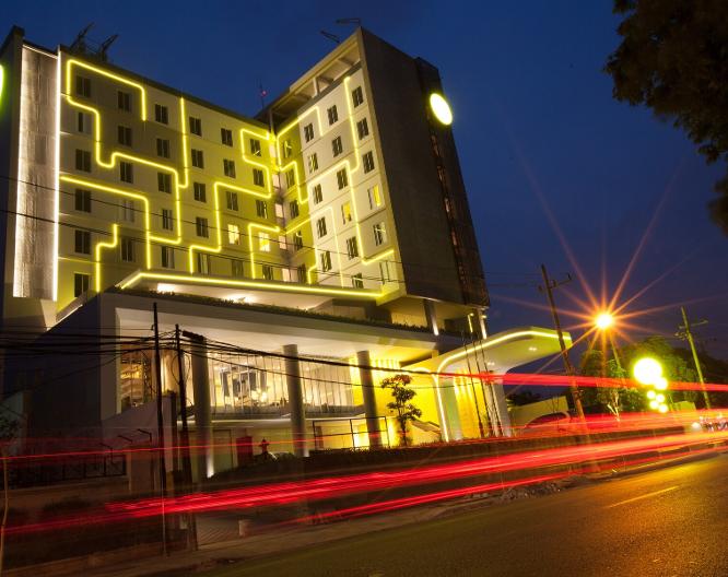 Yello Hotel Jemursari - Vue extérieure