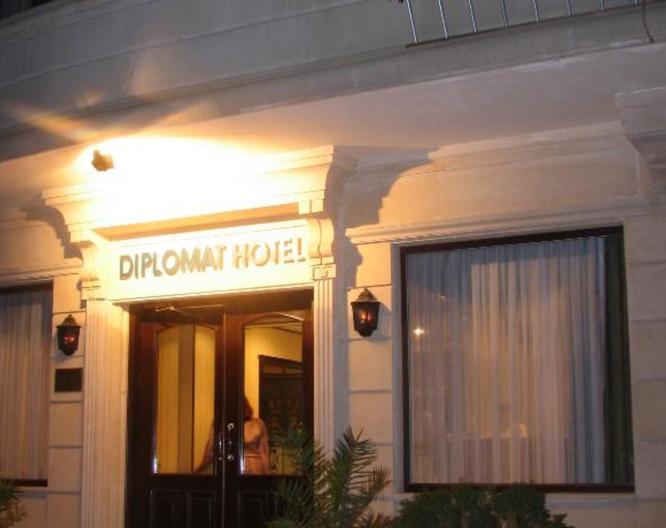 Diplomat Hotel - Außenansicht