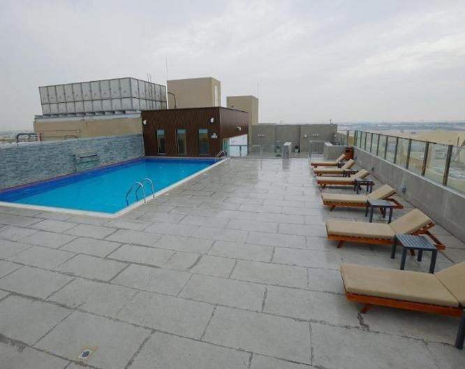 The Grand Lux Hotel - Pool