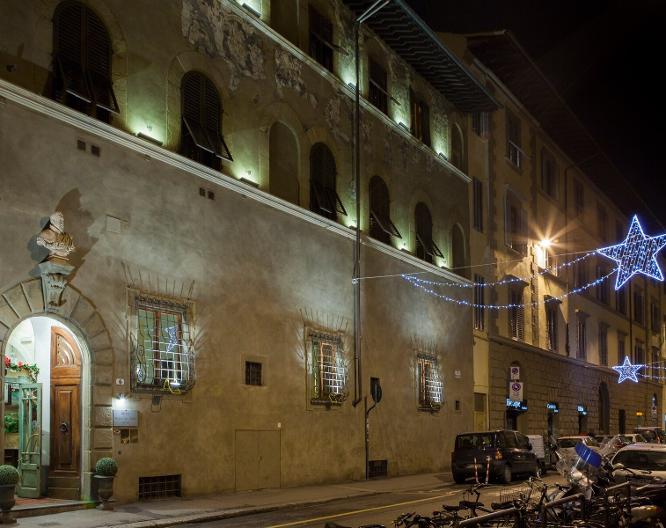 Palazzo dal Borgo - Außenansicht