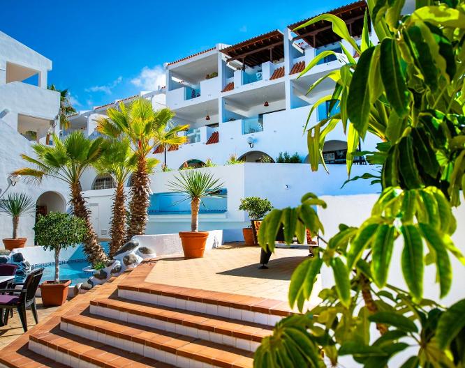 Apartamentos Albatros - Außenansicht