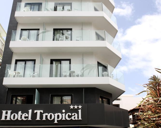 Hotel Tropical - Außenansicht