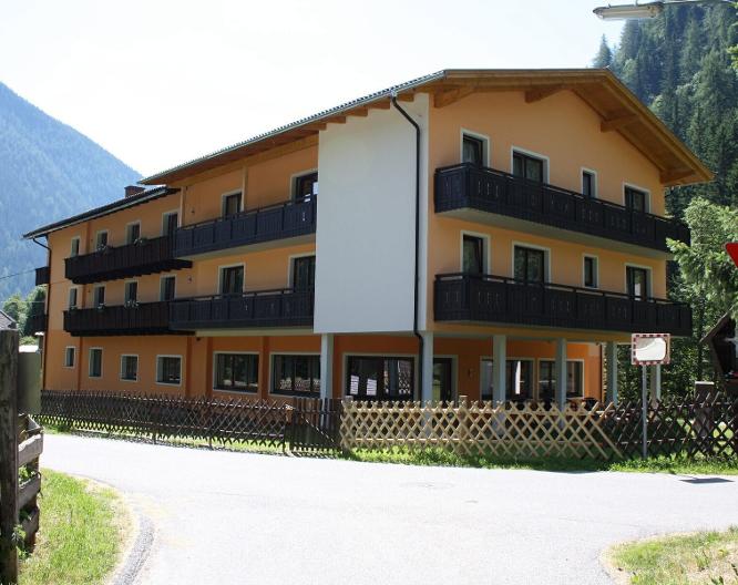 Pension Hubertus - Außenansicht