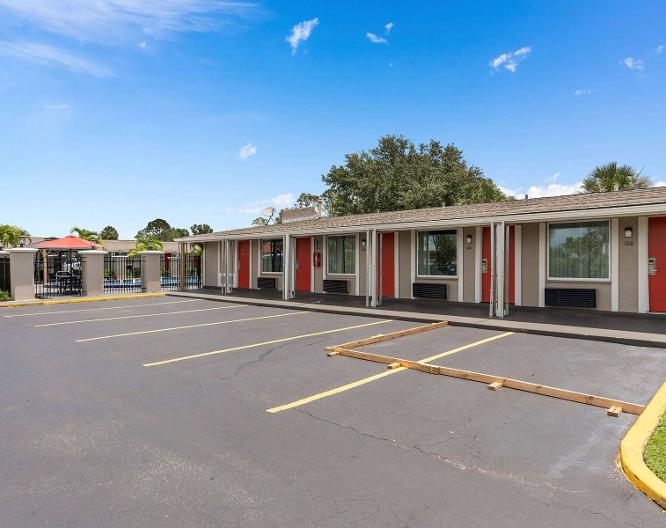 Knights Inn Maingate Kissimmee - Außenansicht