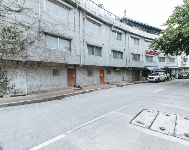 Arzo Hotel Manila - Außenansicht