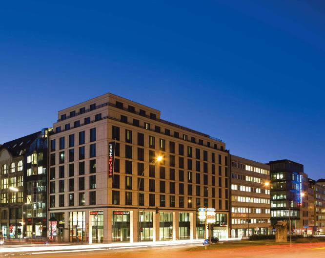 InterCityHotel Hamburg Hauptbahnhof - Außenansicht