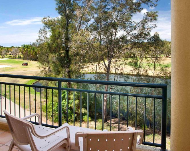 Mercure Gold Coast Resort - Außenansicht