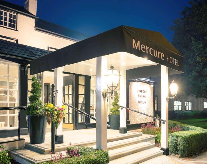 Mercure Box Hill Burford Bridge Hotel - Außenansicht