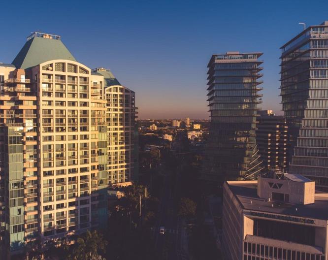 Ritz Carlton Coconut Grove - Außenansicht